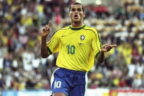 进攻犀利 进攻犀利